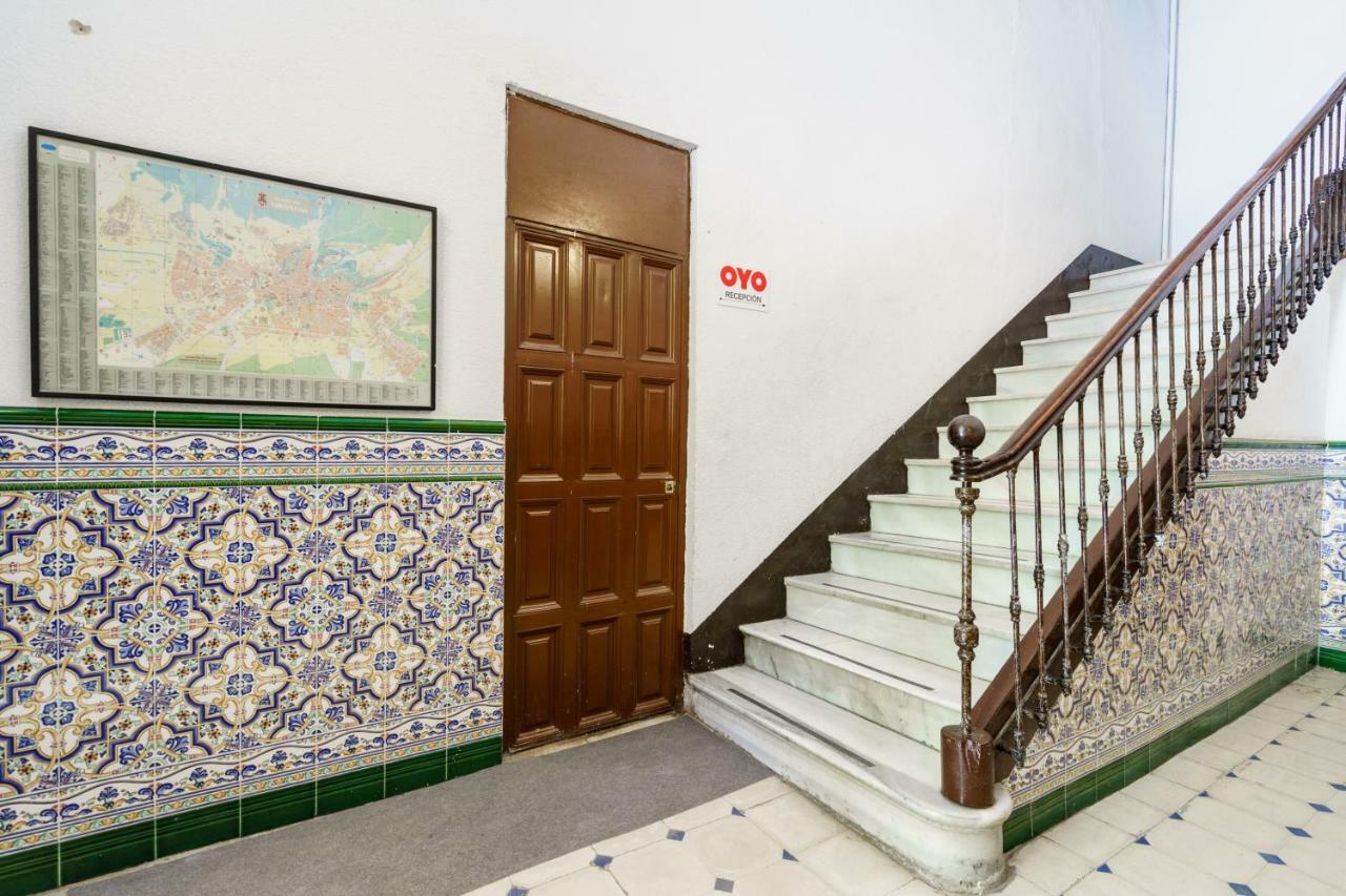 Oyo Fonda Sanchez Hotel Granada Buitenkant foto