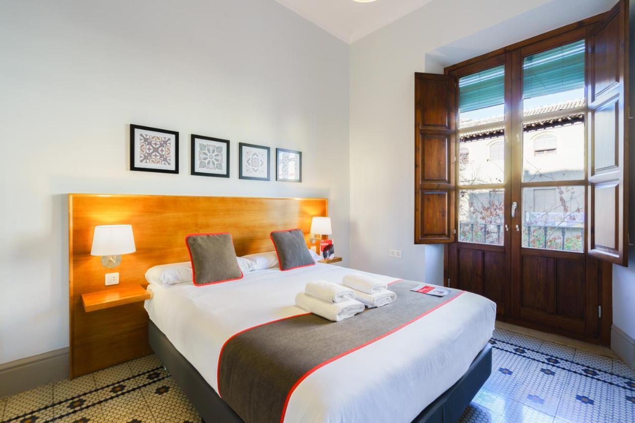 Oyo Fonda Sanchez Hotel Granada Buitenkant foto