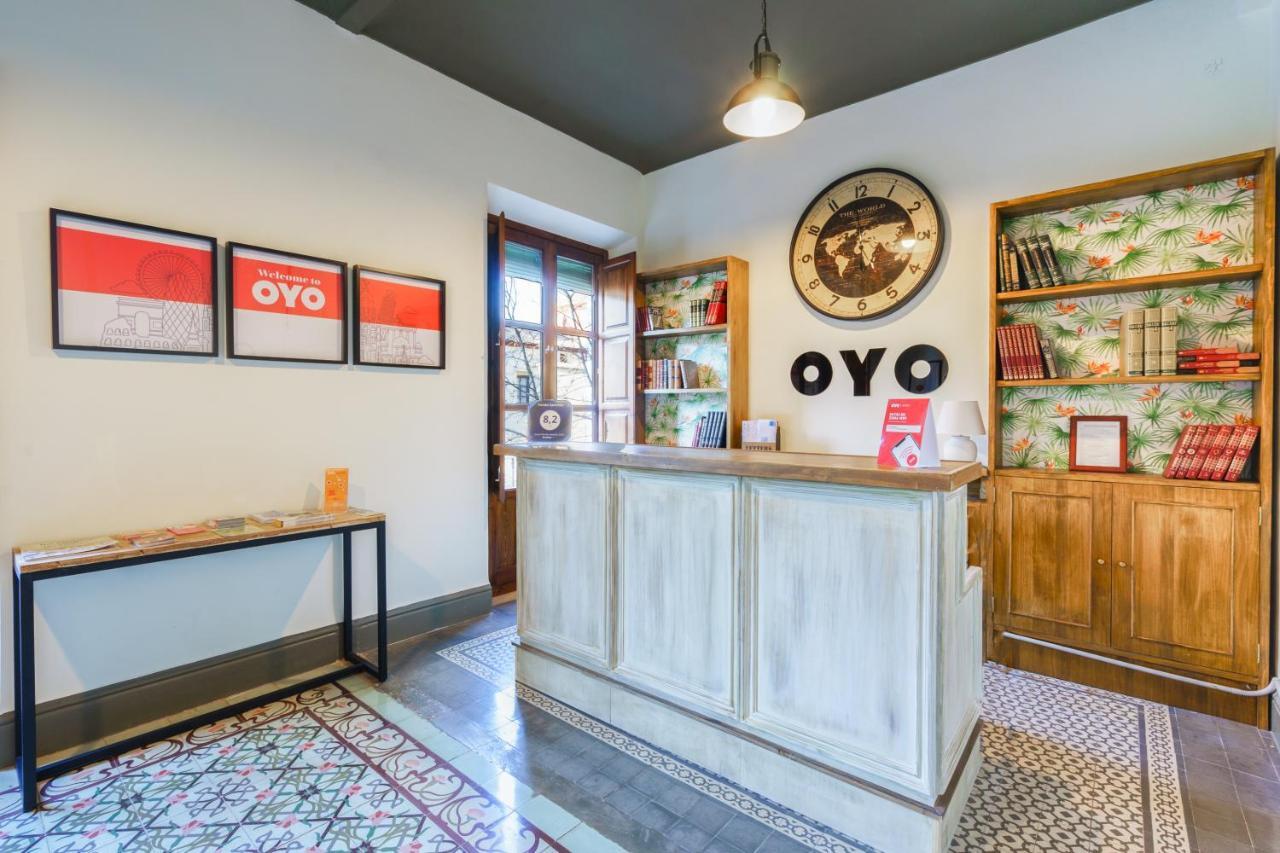 Oyo Fonda Sanchez Hotel Granada Buitenkant foto