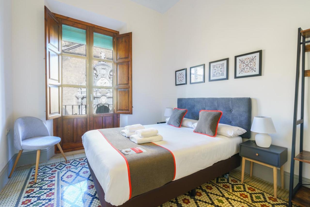 Oyo Fonda Sanchez Hotel Granada Buitenkant foto