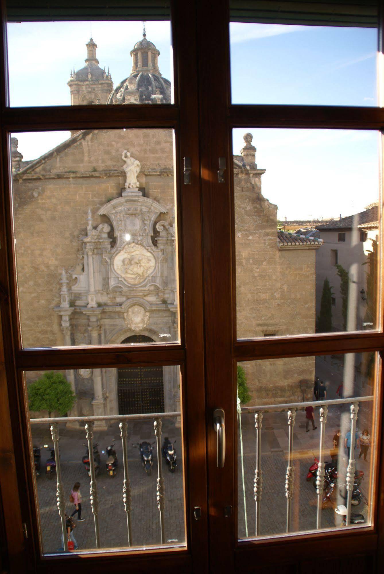 Oyo Fonda Sanchez Hotel Granada Buitenkant foto